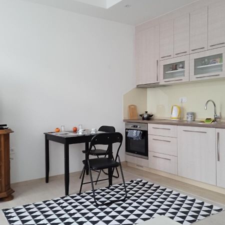 Checkpoint Apartments Мостар Экстерьер фото
